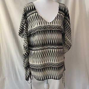 Rose&Olive Top Tunic NWT Sheer Lined Large